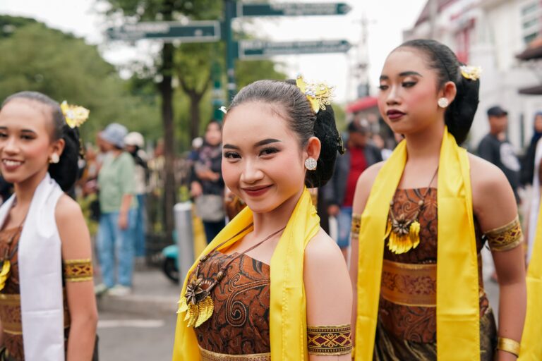 mengungkap-arti-dan-makna-erek-erek-alat-elektronik-dalam-643